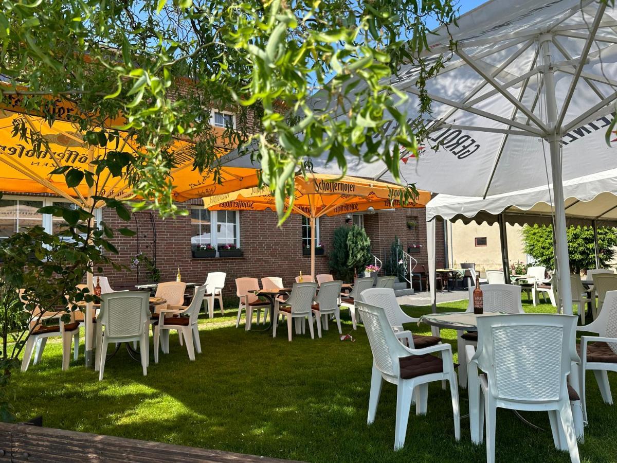 Landhotel & Restaurant "Fahrenkamp" Rowitz Eksteriør billede